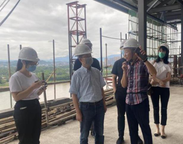 尊龙凯时集团领导赴锦江嘉州宾馆视察施工 改造项目